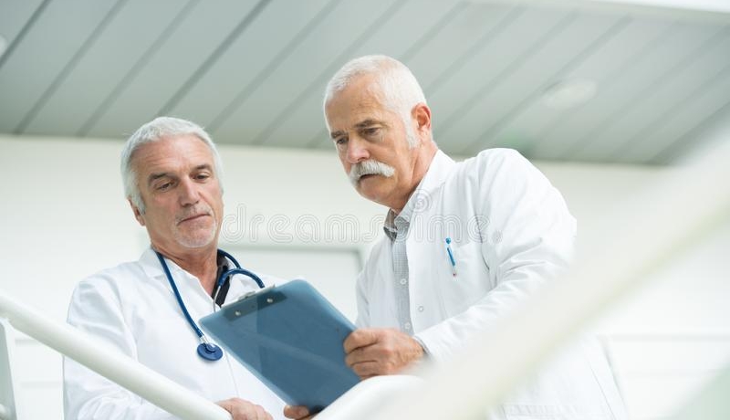 胡醫師說，院長是一位真的會照顧身邊的人和後輩的人